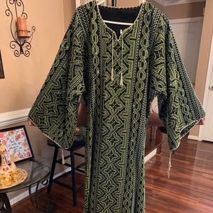 Beautiful black/green Thob